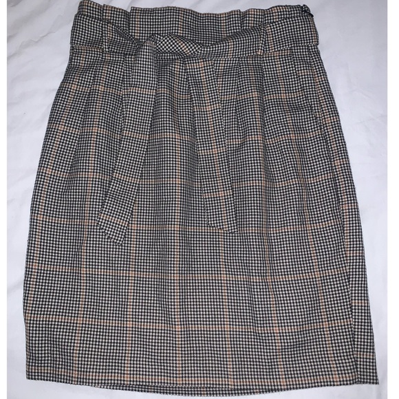 COPY - H&M Plaid Paper Bag Skirt with Tie - Picture 4 of 8